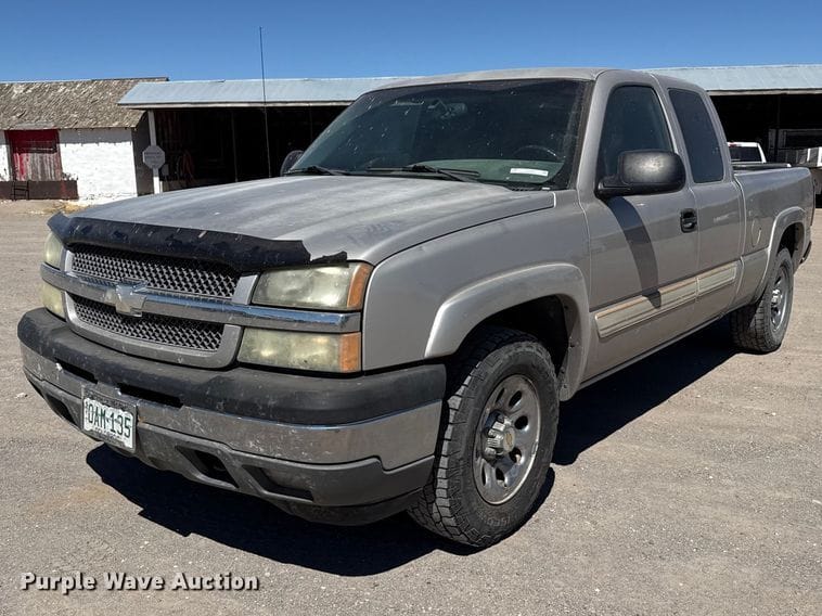 2005 Chevrolet 1500 Equipment Image0