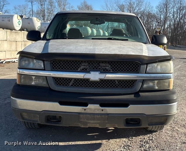 Image of Chevrolet 1500 equipment image 1