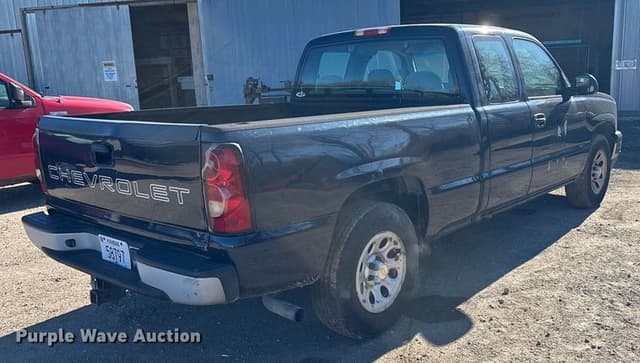 Image of Chevrolet 1500 equipment image 4