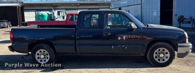 Image of Chevrolet 1500 equipment image 3