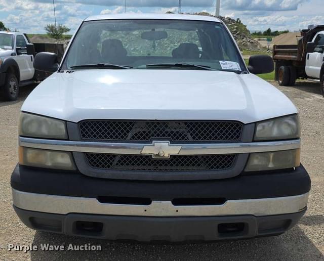Image of Chevrolet 1500 equipment image 1