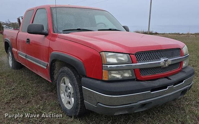 Image of Chevrolet 1500 equipment image 2