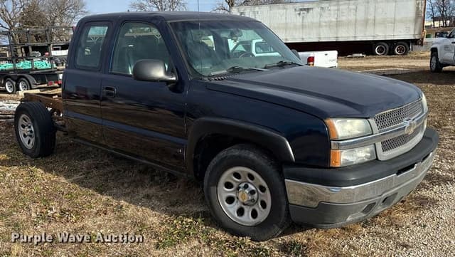 Image of Chevrolet 1500 equipment image 2