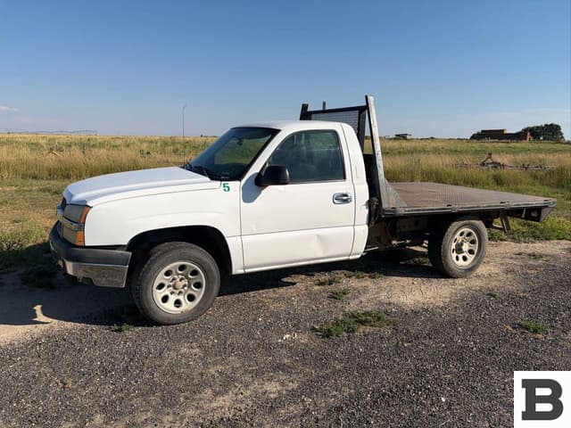Image of Chevrolet 1500 equipment image 1