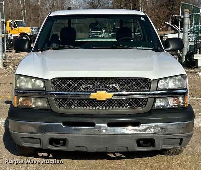 Image of Chevrolet 1500 equipment image 1