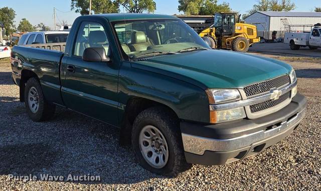 Image of Chevrolet 1500 equipment image 2