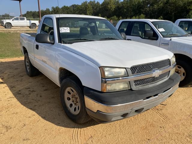 Image of Chevrolet 1500 equipment image 3