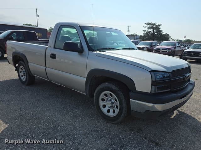 Image of Chevrolet 1500 equipment image 2