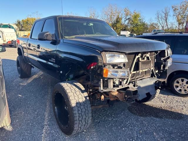 Image of Chevrolet 2500 equipment image 3