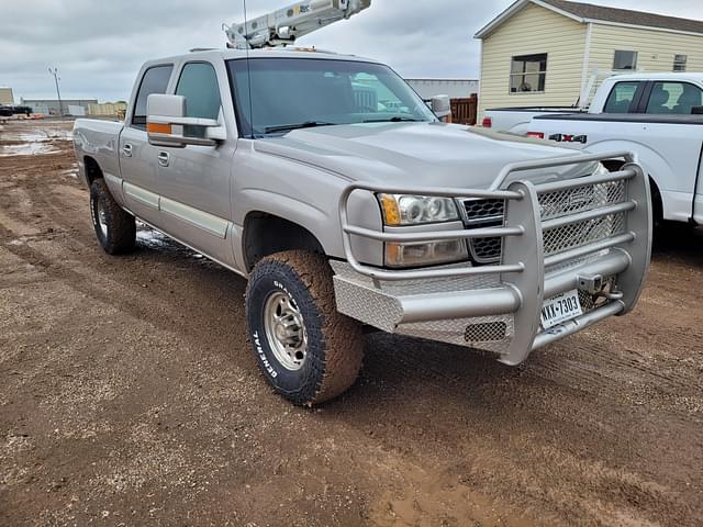 Image of Chevrolet 2500 equipment image 1