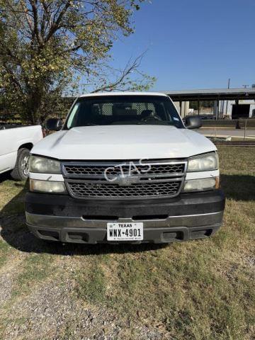 Image of Chevrolet 2500 equipment image 1