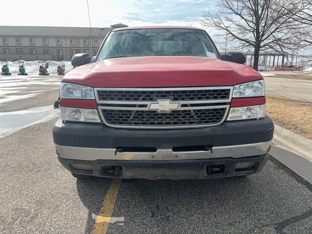 Image of Chevrolet 2500HD equipment image 1