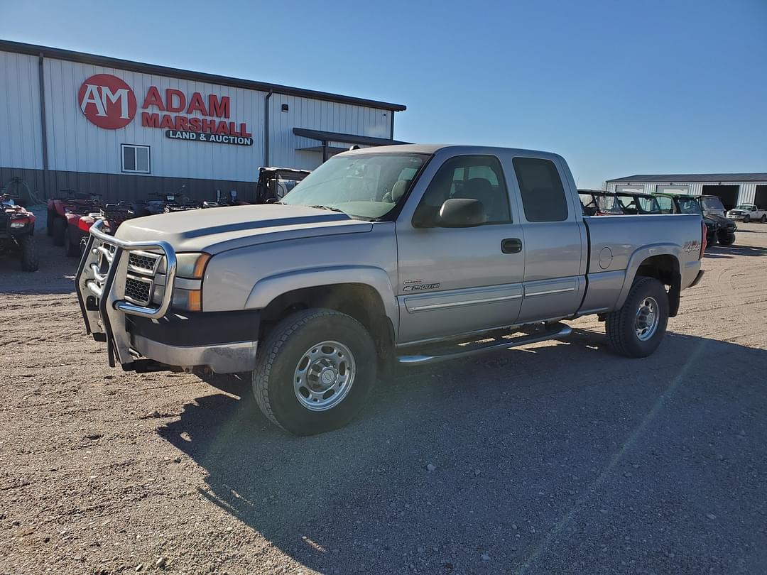 Image of Chevrolet 2500HD Primary image