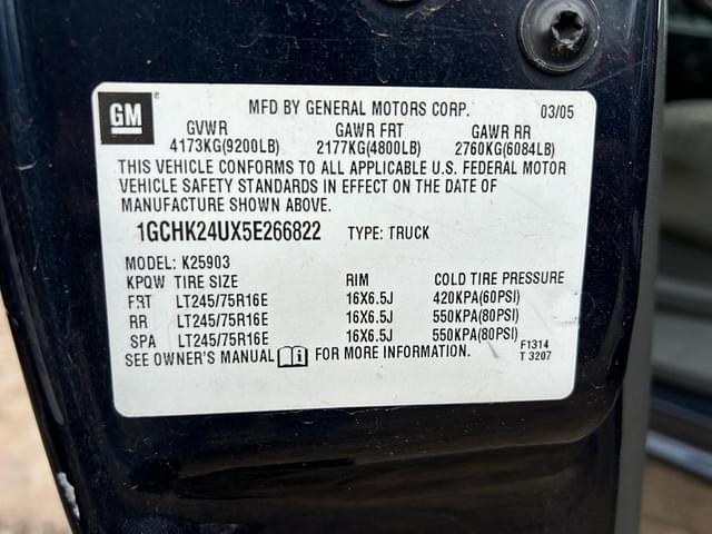 Image of Chevrolet 2500 equipment image 1