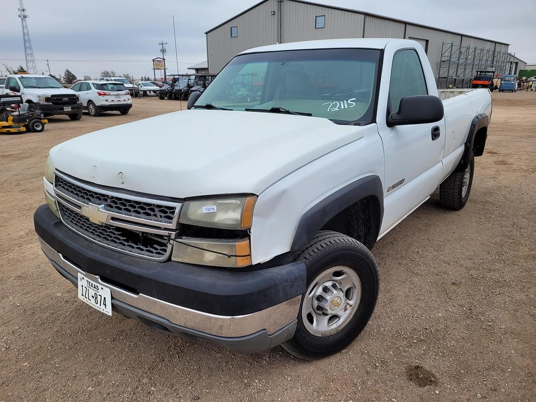 Image of Chevrolet 2500 Primary image