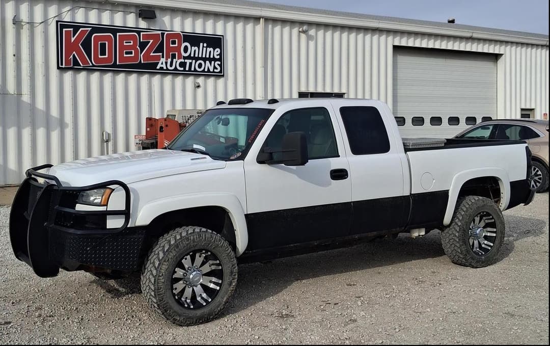 Image of Chevrolet 2500HD Primary image