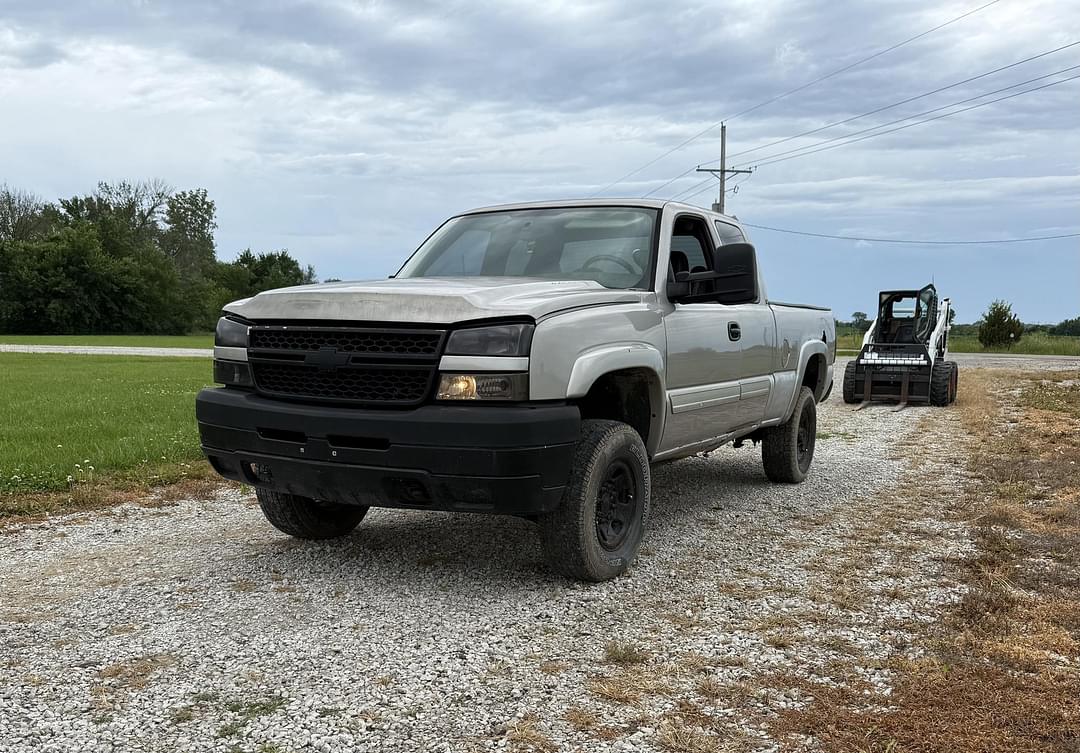 Image of Chevrolet 2500HD Primary image