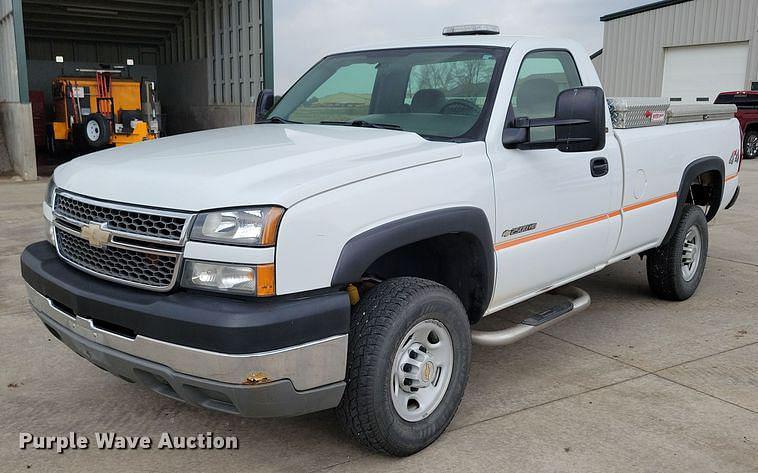 Image of Chevrolet 2500HD Primary image