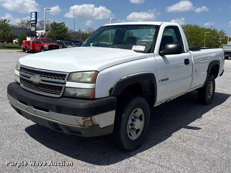 Image of Chevrolet 2500HD Primary image