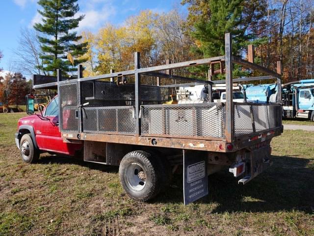 Image of Chevrolet 3500 equipment image 3