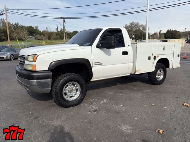 Image of Chevrolet 3500 equipment image 1