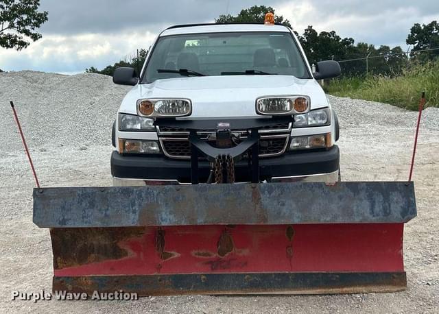 Image of Chevrolet 3500 equipment image 1