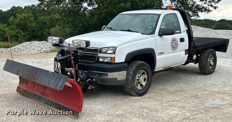 Image of Chevrolet 3500 Primary image
