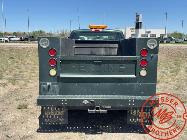 Image of Chevrolet 3500 equipment image 3