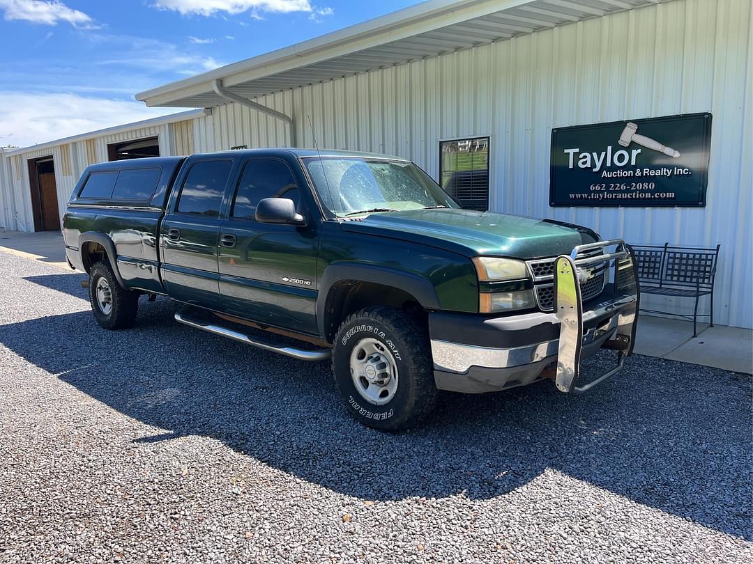 Image of Chevrolet 2500HD Primary image