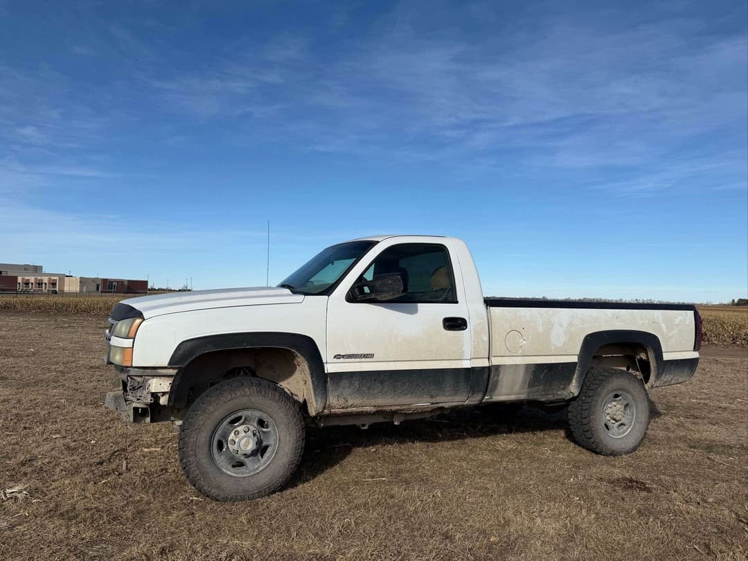 Image of Chevrolet 2500HD Primary image