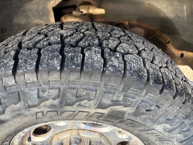 Image of Chevrolet 2500 equipment image 4