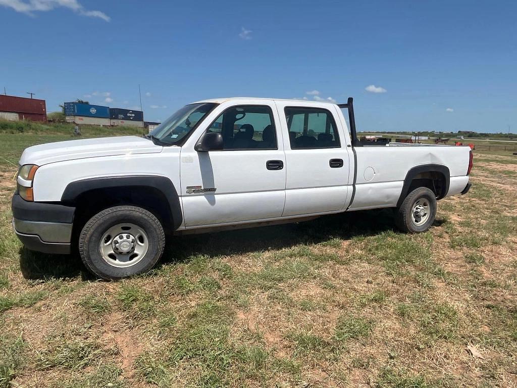Image of Chevrolet 2500HD Primary image