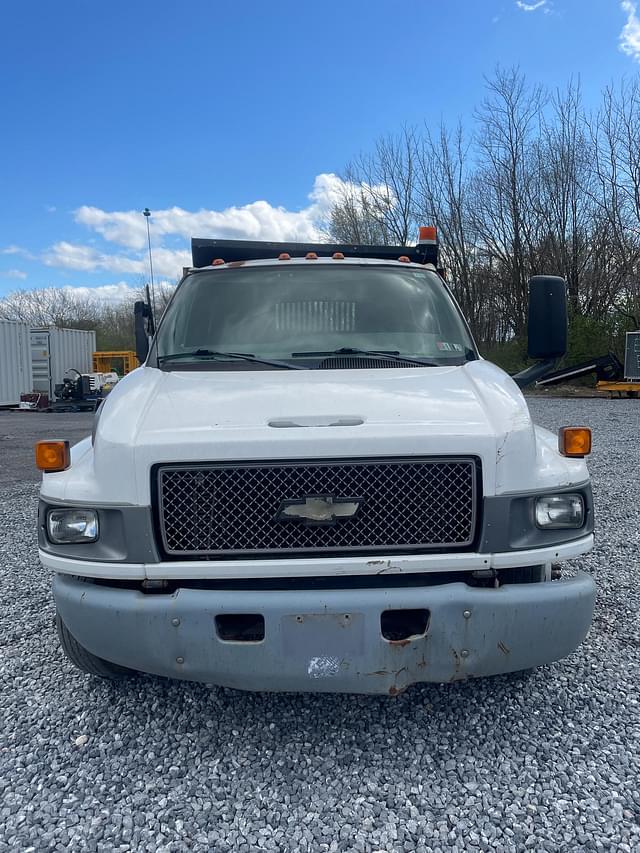 Image of Chevrolet C5500 equipment image 1