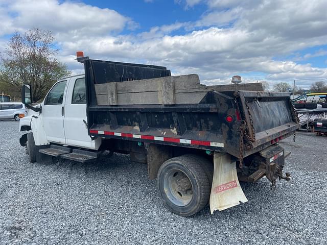 Image of Chevrolet C5500 equipment image 2
