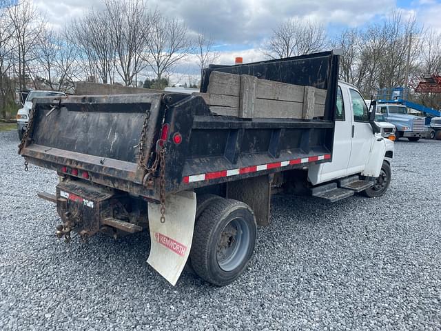 Image of Chevrolet C5500 equipment image 4