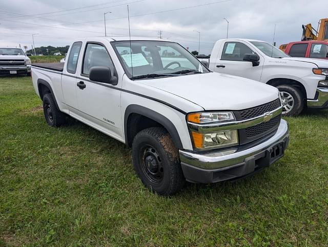 Image of Chevrolet Colorado equipment image 2