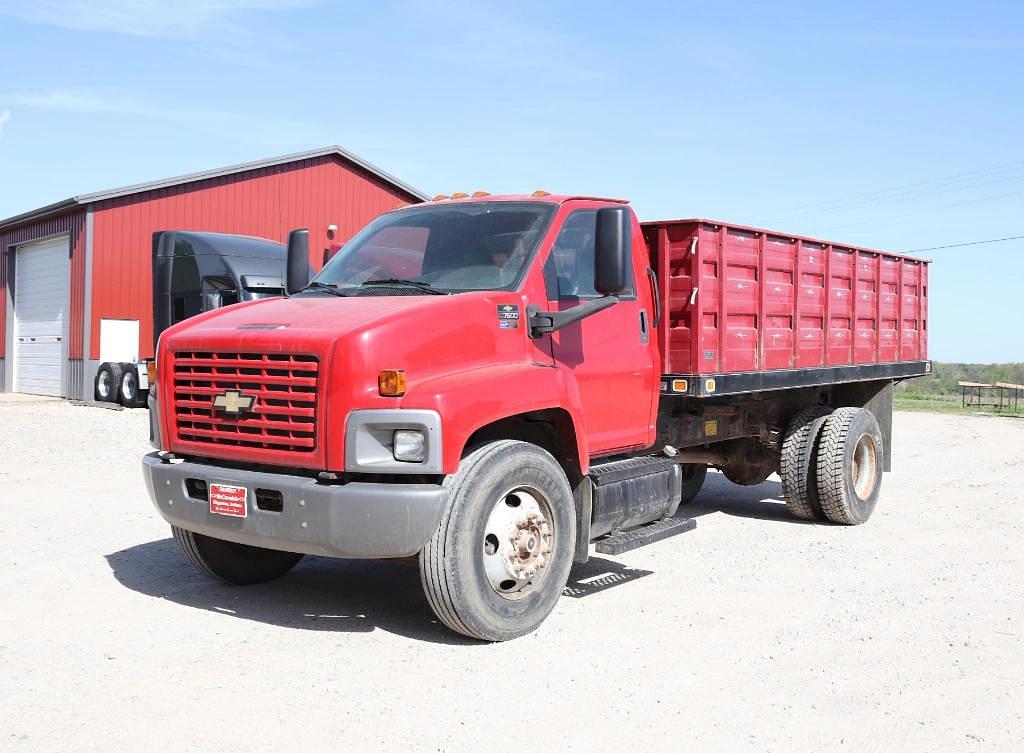 Image of Chevrolet C7500 Primary image