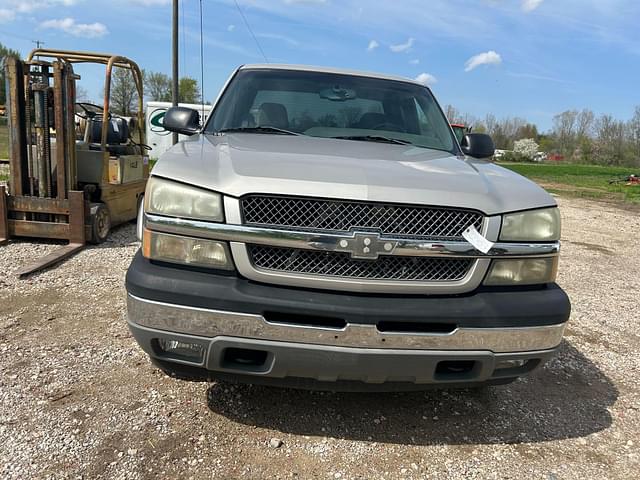Image of Chevrolet 1500 equipment image 1