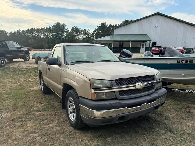 Image of Chevrolet Silverado equipment image 1