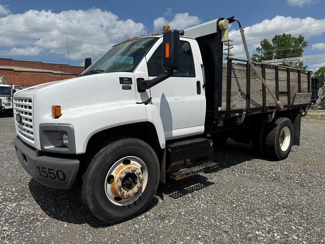 Image of Chevrolet 7500 equipment image 1