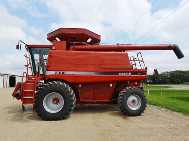 Image of Case IH 2388 equipment image 1