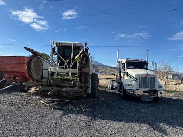 Image of CLAAS Jaguar 900 equipment image 3
