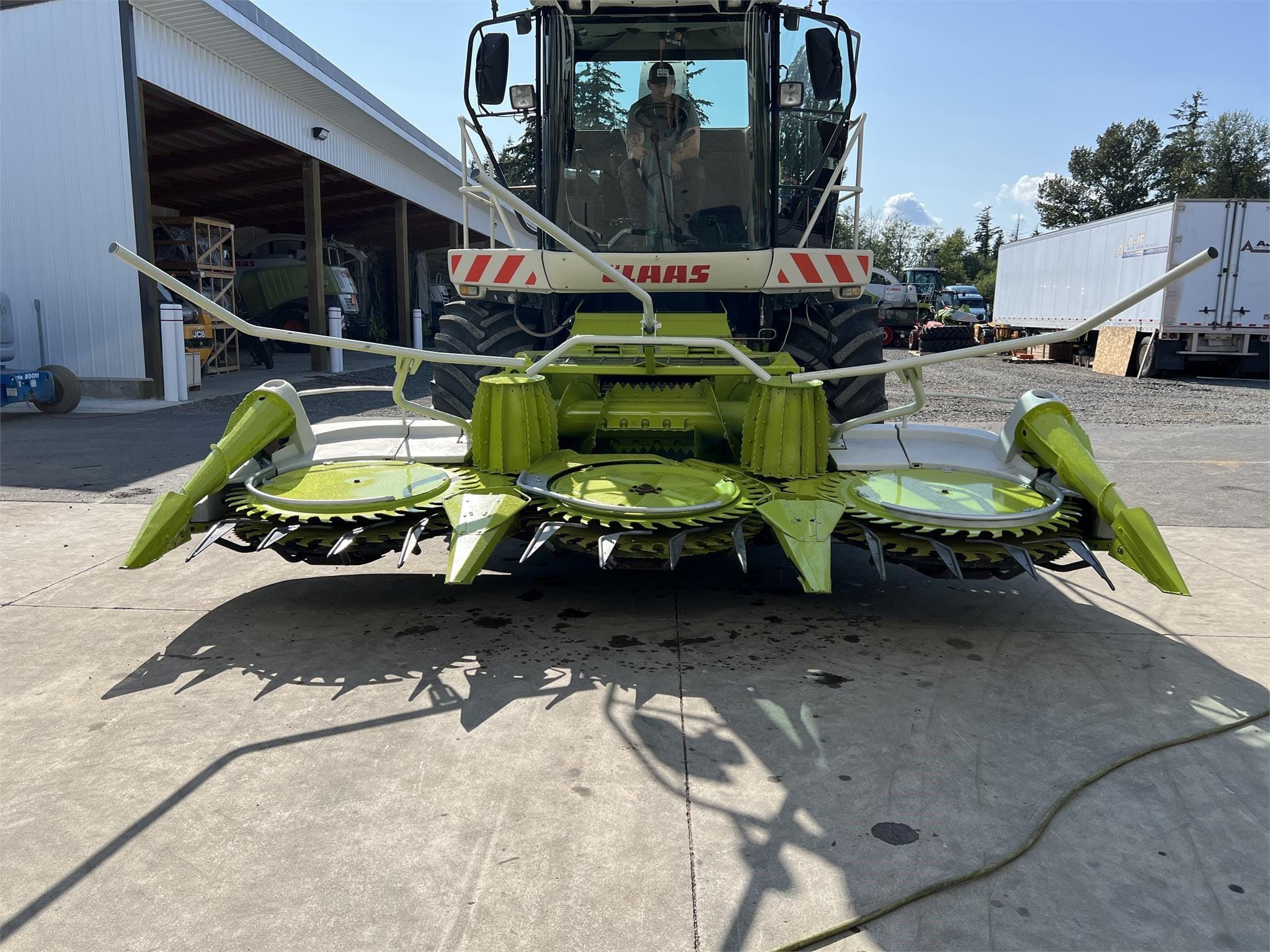 2005 CLAAS RU450 XTRA Equipment Image0