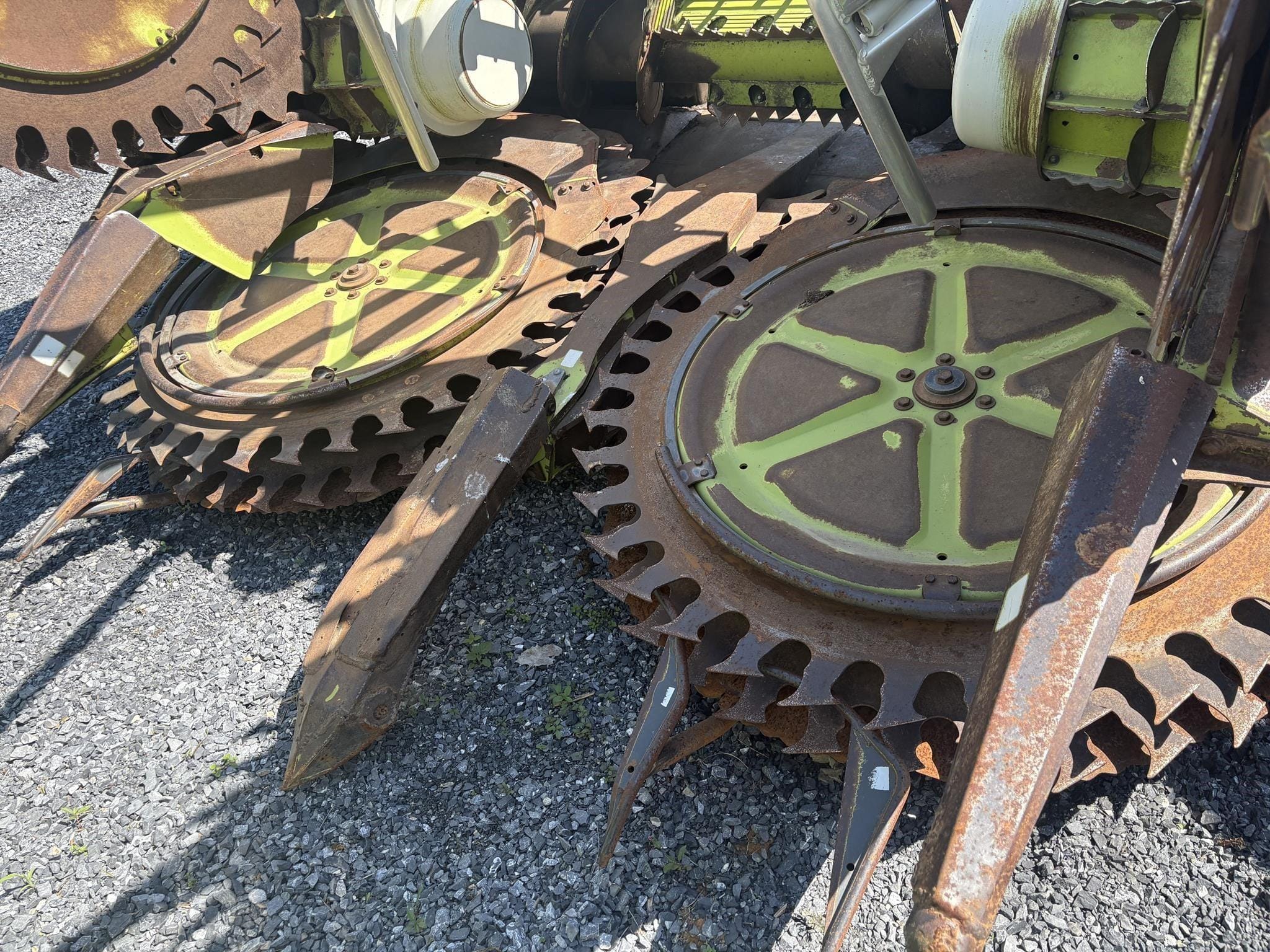 2005 CLAAS RU600 XTRA Equipment Image0
