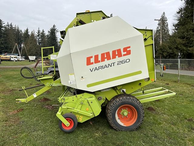 Image of CLAAS Variant 260 equipment image 1