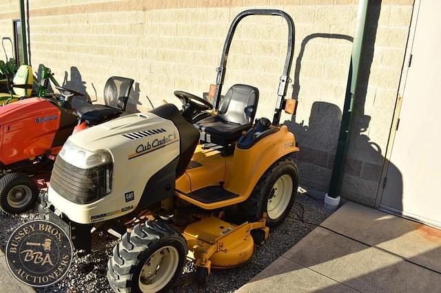 Image of Cub Cadet 6284 equipment image 3