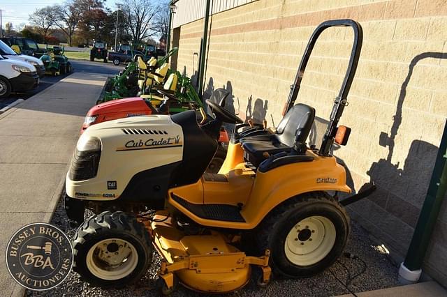 Image of Cub Cadet 6284 equipment image 4