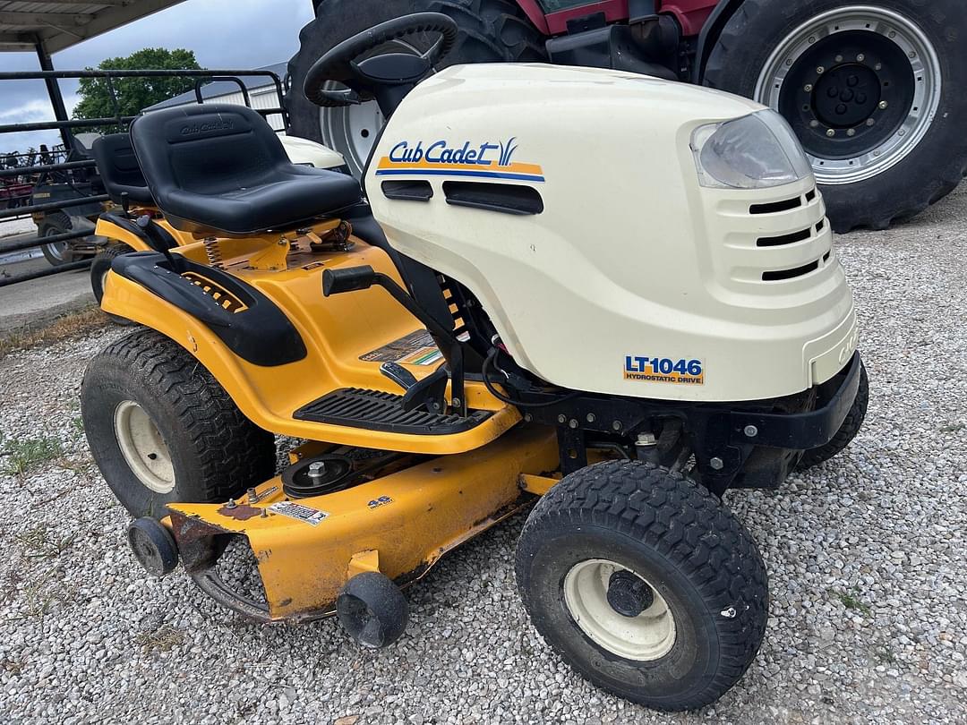 Image of Cub Cadet LT1046 Primary image