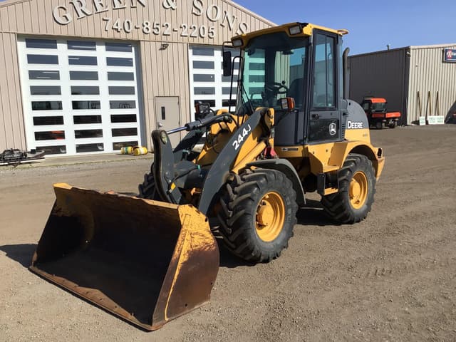 Image of John Deere 244J equipment image 1