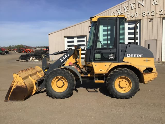 Image of John Deere 244J equipment image 3